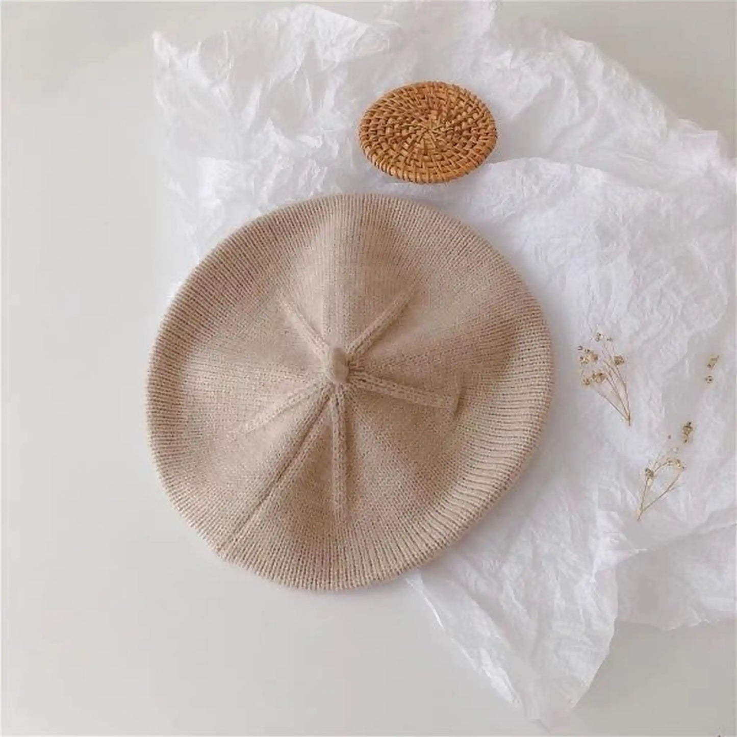 French Baby Beret
✦ One size fits 6M - 3Y
✦ Soft, stretch fabric
✦ Imported
✦ Fast Shipping & Free Returns