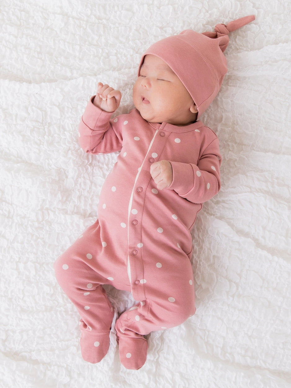 Organic Cotton Baby Hat - Rose Pink

✦ 100% Organic Cotton ✦ Machine washable ✦ Imported ✦ Fast Shipping & Free Returns

$12.00 USD